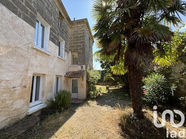 Maison à vendre 4 pièces 165 m² Doué-en-Anjou