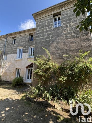 Maison à vendre 4 pièces 165 m² Doué-en-Anjou