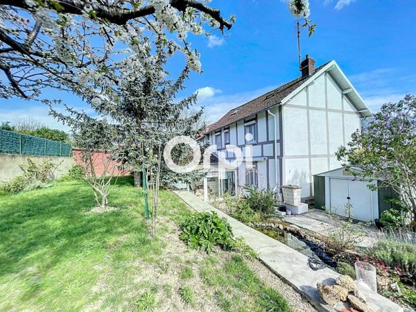 Maison à vendre    6 pièces •  Hardricourt