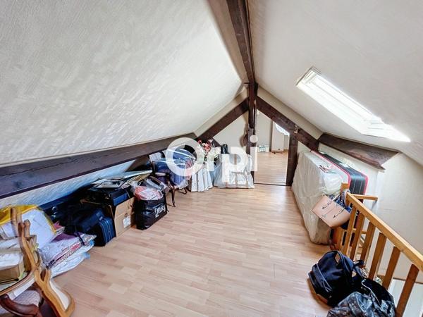 Maison à vendre    6 pièces •  Hardricourt