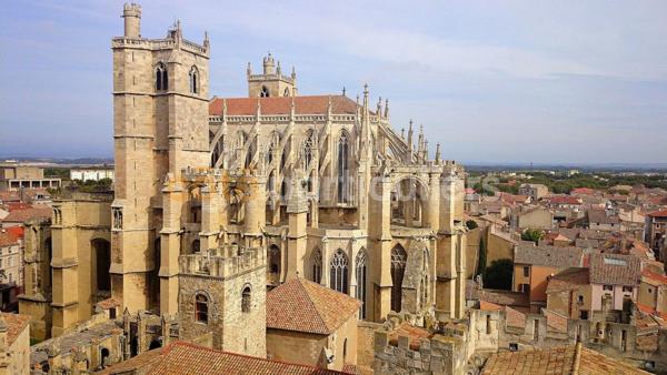Vente
                Appartement71,34 m² - 3 Pièces -
                    NARBONNE (11100)