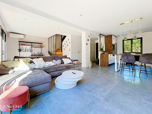 Maison contemporaine de 2021 -120 m² avec jardin, terrasse et suite parentale -Sérézin-du-Rhône