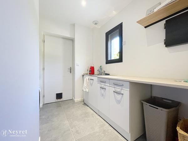 Maison contemporaine de 2021 -120 m² avec jardin, terrasse et suite parentale -Sérézin-du-Rhône