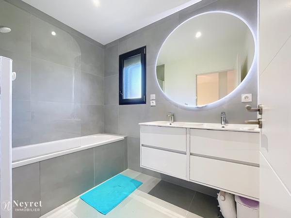 Maison contemporaine de 2021 -120 m² avec jardin, terrasse et suite parentale -Sérézin-du-Rhône