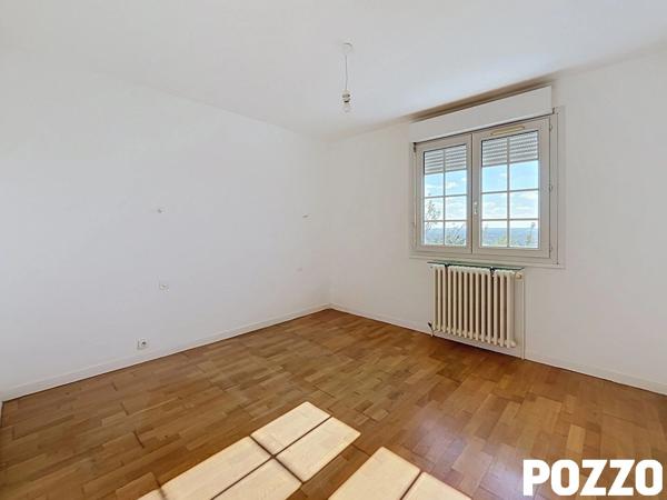 A VENDRE Maison Mortain Bocage 4 pièce(s) 83 m2 MORTAIN BOCAGE