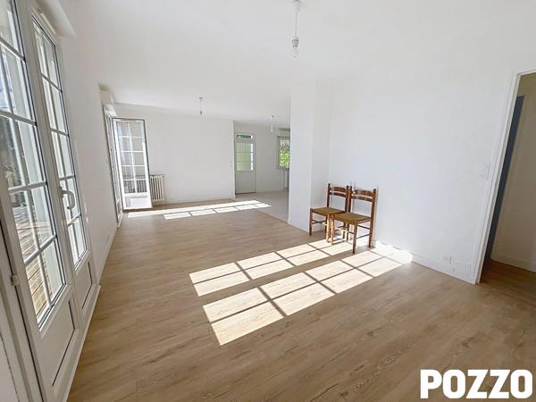 A VENDRE Maison Mortain Bocage 4 pièce(s) 83 m2 MORTAIN BOCAGE