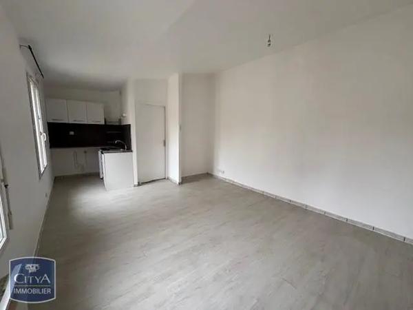 Appartement à louer 1 pièce 25.02m²