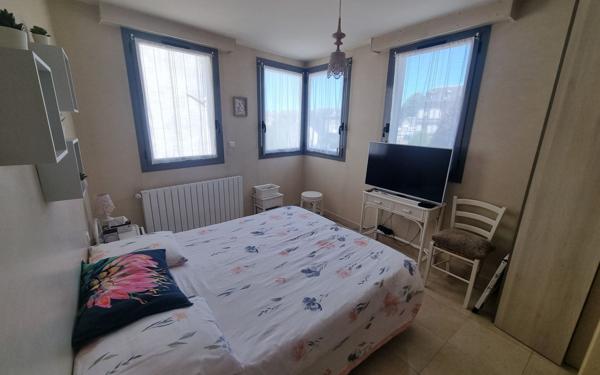 Appartement à vendre    5 pièces • 162 m2 Saint-Yrieix-la-Perche