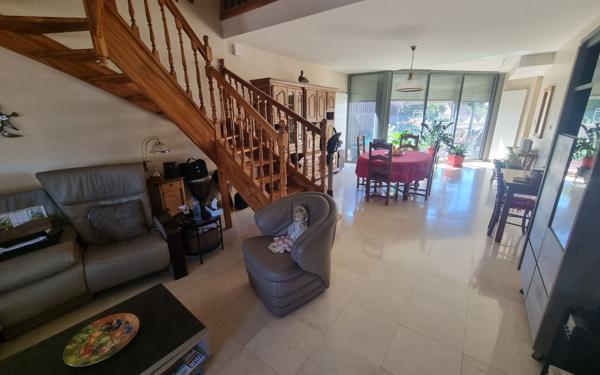 Appartement à vendre    5 pièces • 162 m2 Saint-Yrieix-la-Perche