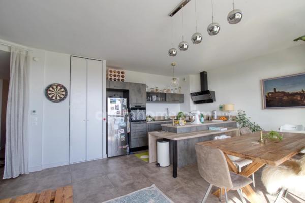 Vue mer, T3 récent avec terrasse et parking- La Rochelle (17000)