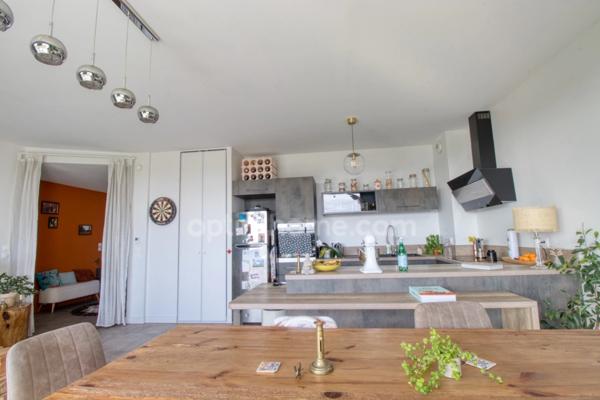 Vue mer, T3 récent avec terrasse et parking- La Rochelle (17000)