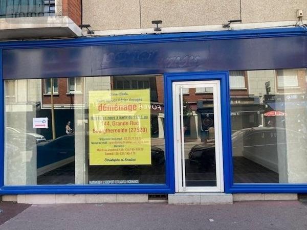 Local commercial à louer à Elbeuf en Seine-Maritime (76500), ref : 76026-1085368