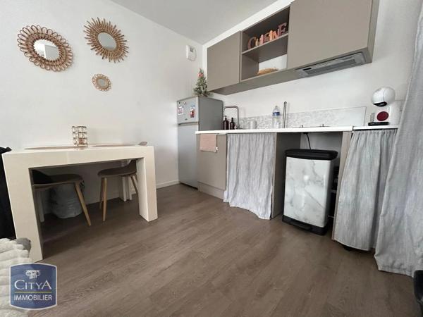 Appartement à louer 2 pièces 41.9m² Dourdan (91410)