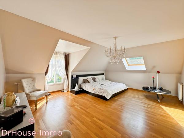 Maison à vendre 7 pièces de 194 m²