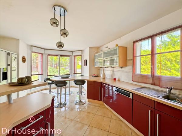 Maison à vendre 7 pièces de 194 m²