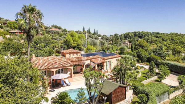 Agréable villa au calme à Opio