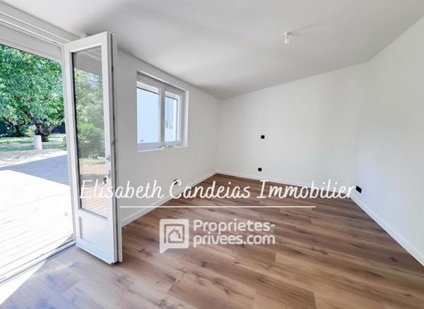 T2 avec garage et jardin intimiste