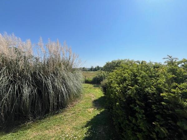 Plain pied avec garage et jardin Vayres