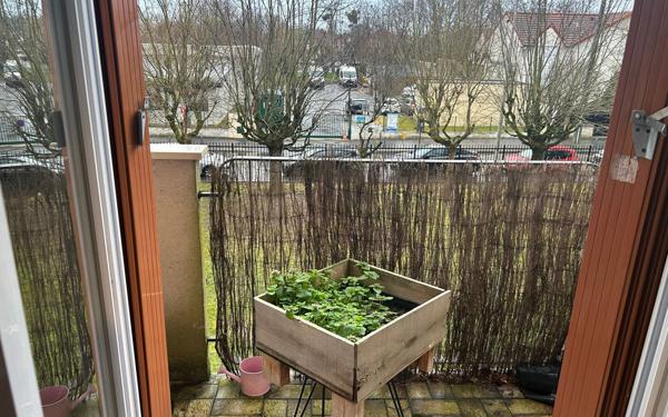 Appartement à vendre    3 pièces • 62 m2 Le Raincy