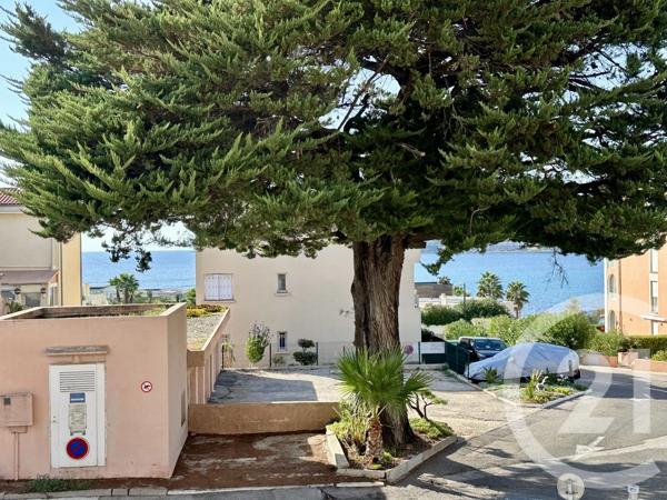 Appartement T2 à vendre  2 pièces - 45 m 2   SIX FOURS LES PLAGES  - 83