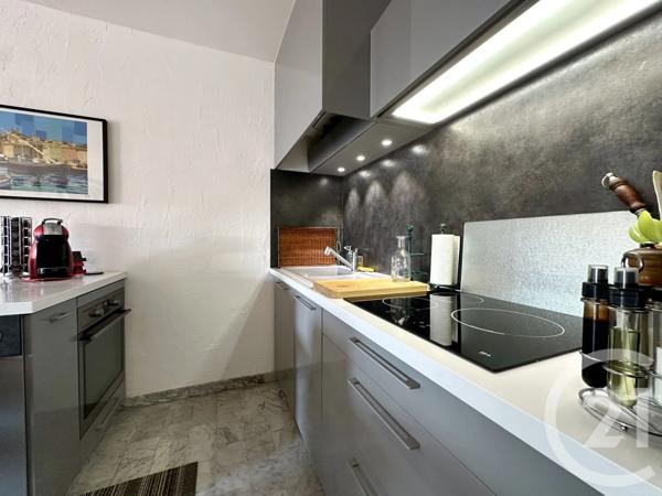 Appartement T2 à vendre  2 pièces - 45 m 2   SIX FOURS LES PLAGES  - 83