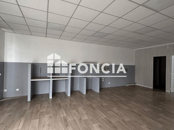 Location Local commercial 1 pièce 53 m² - 61 BD P V COUTURIER (APP) Goussainville 95190