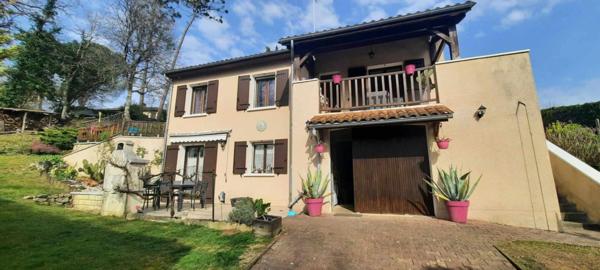 Maison Château L'Evêque 130 m2 avec garage et jardin