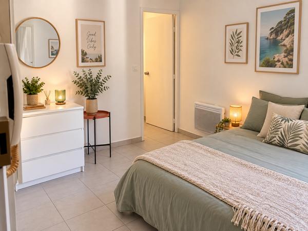 Appartement
         1 pièce
        - 13 m² 98 500 € *