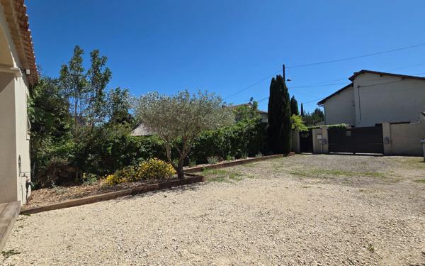 Maison à louer    3 pièces •  Villeneuve-lès-Avignon