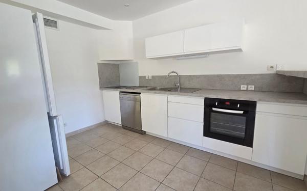 Maison à louer    3 pièces •  Villeneuve-lès-Avignon