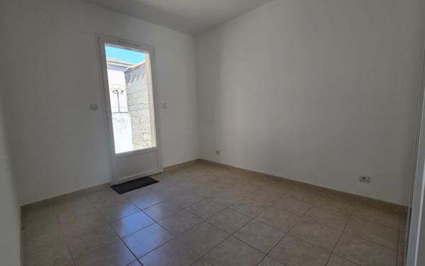 Maison à louer    3 pièces •  Villeneuve-lès-Avignon