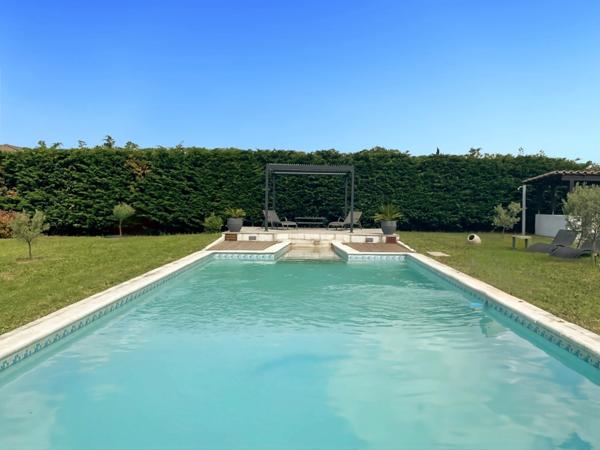 Maison à vendre 7 pièces MEYREUIL (13)