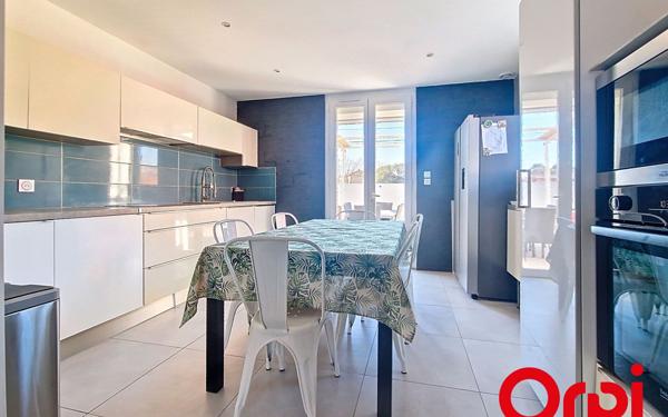 Maison à vendre    7 pièces •  Toulon