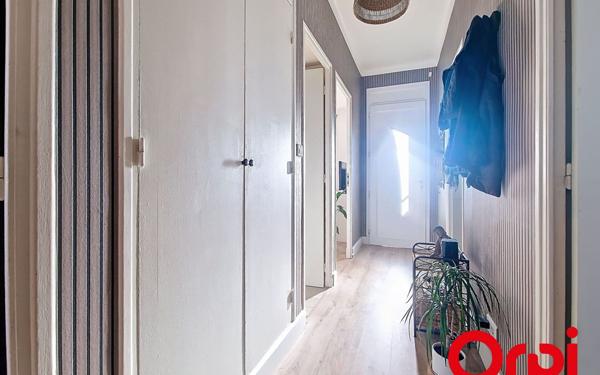 Maison à vendre    7 pièces •  Toulon