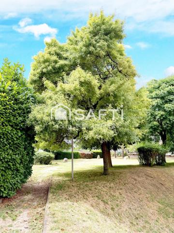 Dernier étage, lumineux, cadre vert, calme