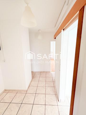 Dernier étage, lumineux, cadre vert, calme