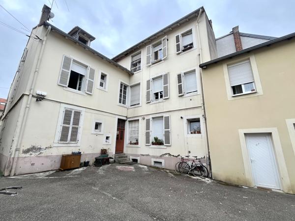 Metz (57000) A VENDRE - Rue du 20EME Corps Américain - 2 immeubles