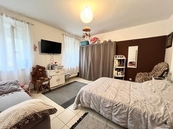 Metz (57000) A VENDRE - Rue du 20EME Corps Américain - 2 immeubles