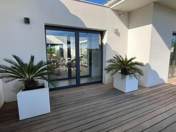 villa saint jean de vedas 165 m² avec vue et sans vis à vis