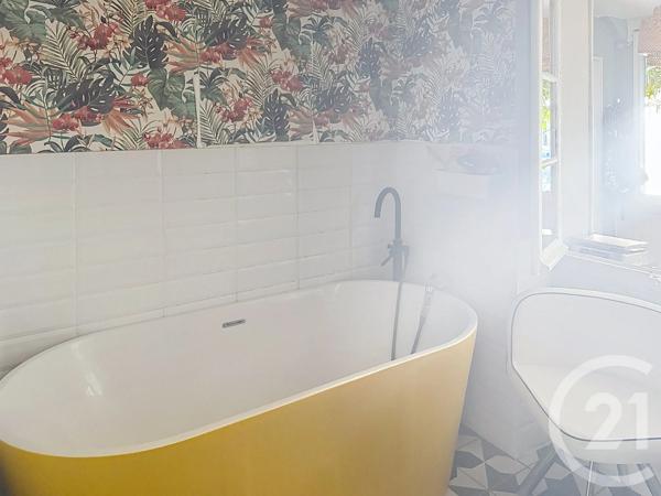 Maison à vendre  5 pièces - 133 m 2   GOND PONTOUVRE  - 16