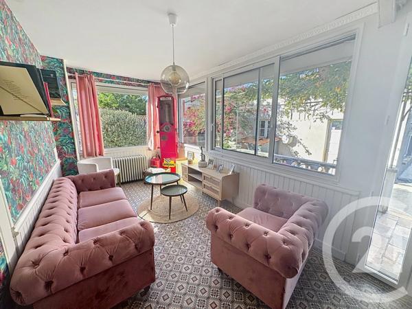 Maison à vendre  5 pièces - 133 m 2   GOND PONTOUVRE  - 16