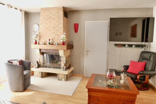 CHARMANTE MAISON DE VILLAGE AVEC JARDIN