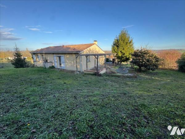 IDEALEMENT SITUEE, VILLA AVEC VUE DOMINANTE