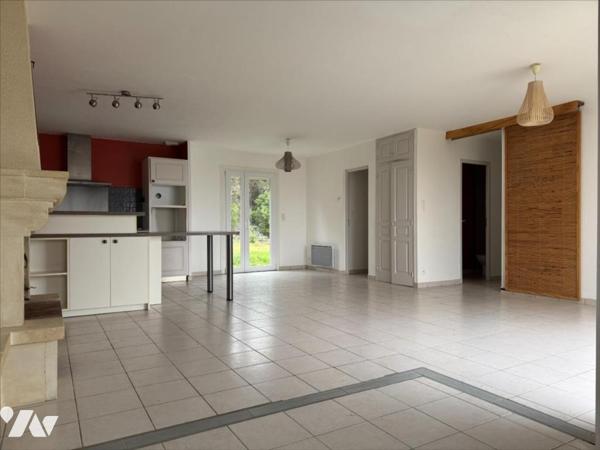 IDEALEMENT SITUEE, VILLA AVEC VUE DOMINANTE