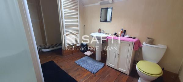 Maison centre 5 chambres et un bureau