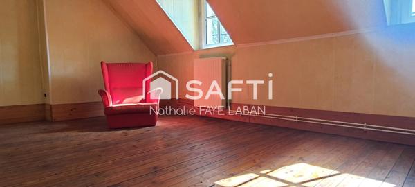 Maison centre 5 chambres et un bureau