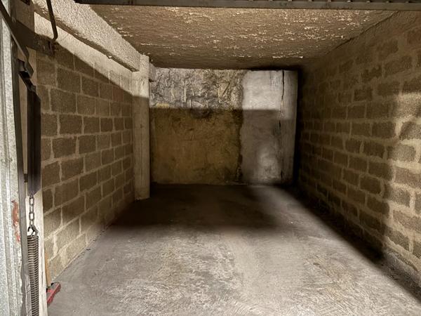 Location Parking / Box 16 m² à Marseille - Exclusivité NESTENN La Ciotat