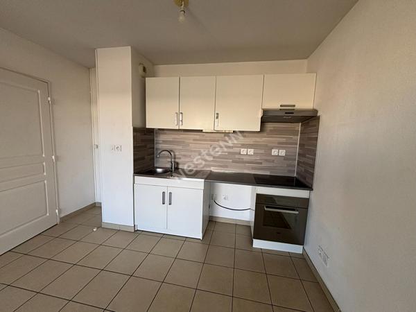 TOULON Saint Jean du Var T2 neuf avec garage