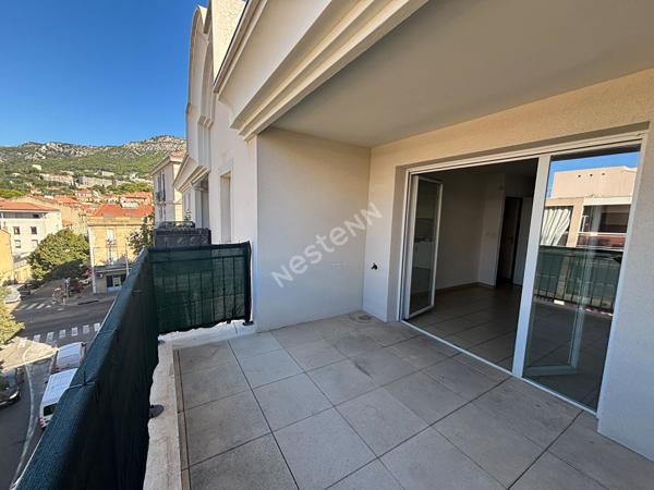 TOULON Saint Jean du Var T2 neuf avec garage