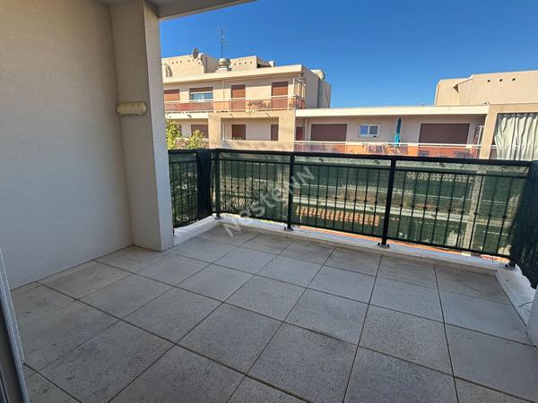 TOULON Saint Jean du Var T2 neuf avec garage